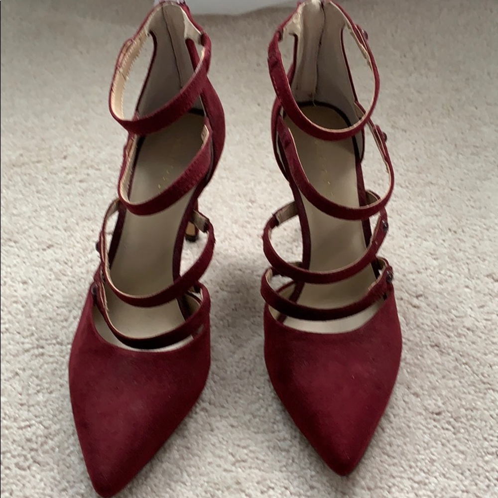 Saks Fifth Avenue suede pump